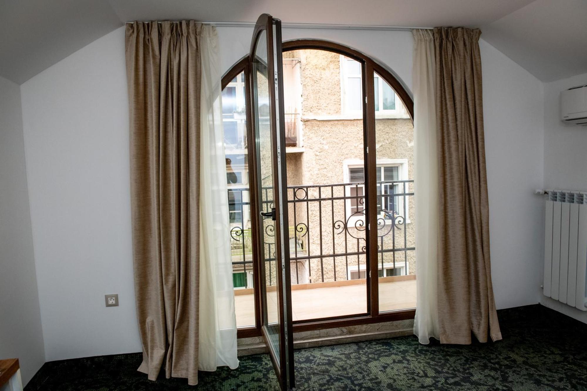 Agora' Boutique Hotel โซเฟีย ภายนอก รูปภาพ